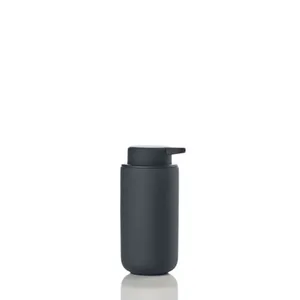 דיספנסר גדול לסבון נוזלי Ume - שחור Zone Denmark